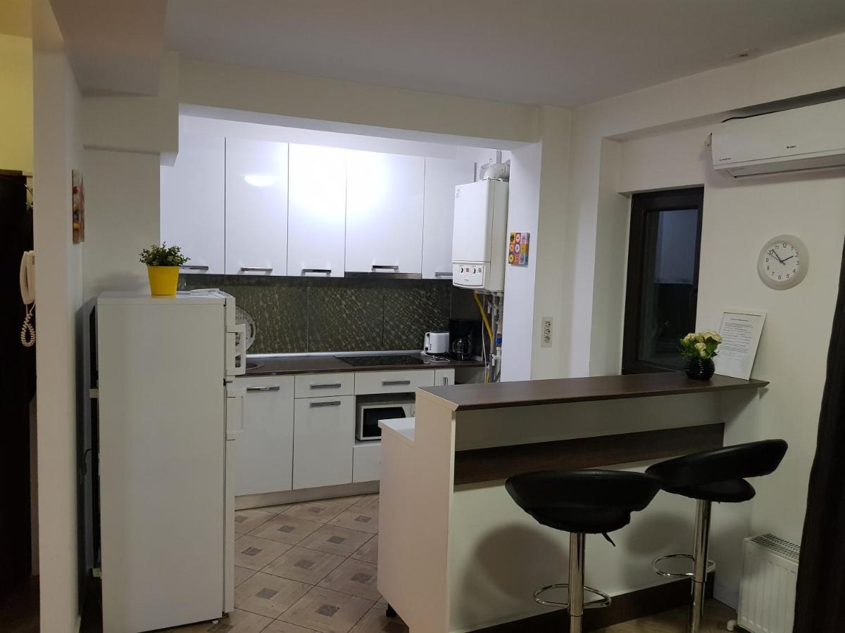 Aparthomes Fundeni Boekarest Buitenkant foto