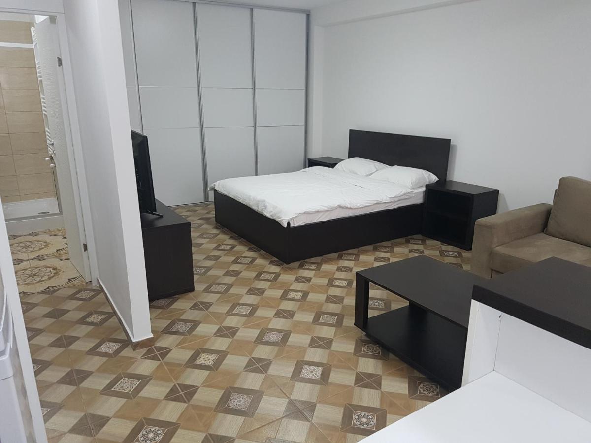 Aparthomes Fundeni Boekarest Buitenkant foto